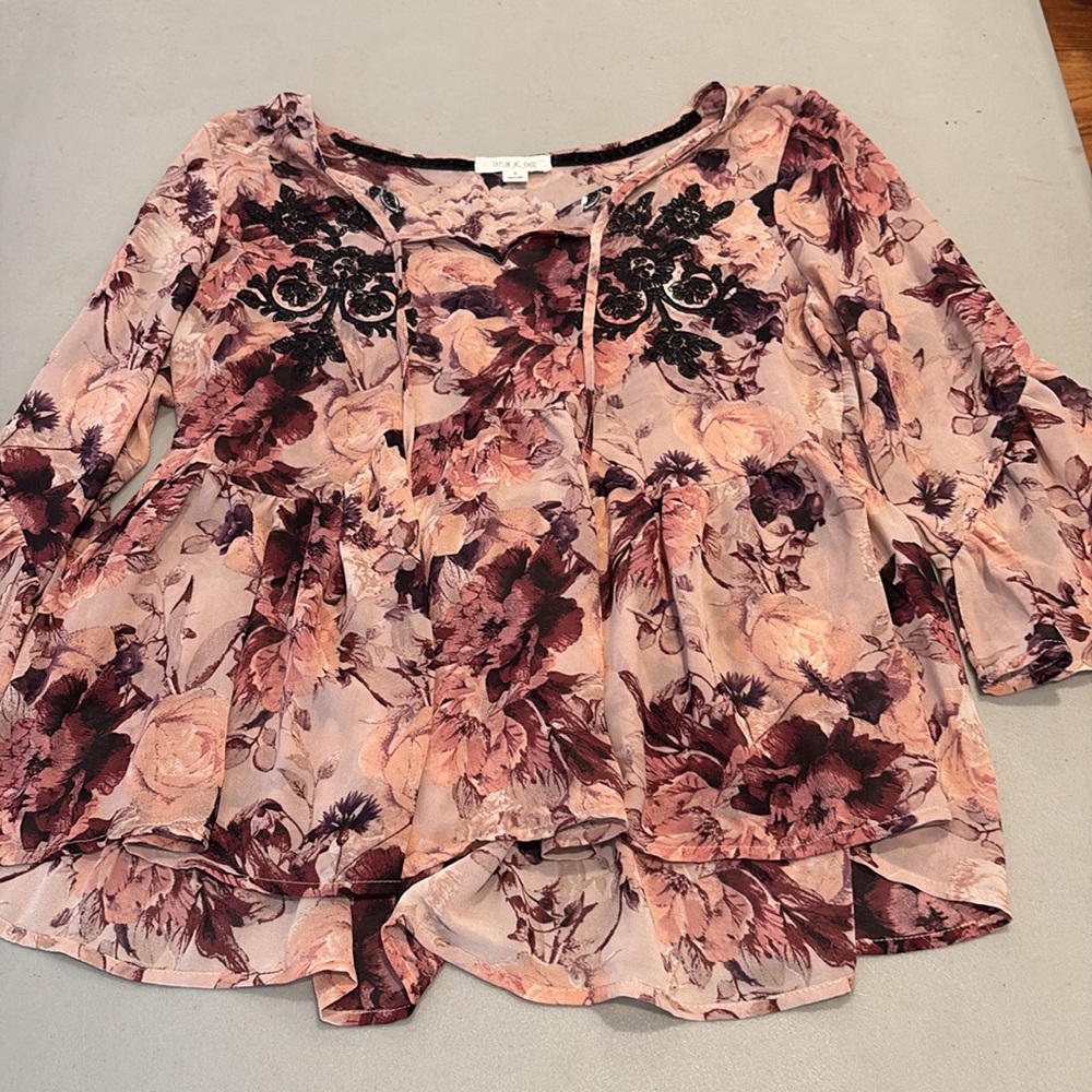 Taylor& Sage Sheer Floral Blouse - Picture 7 of 8